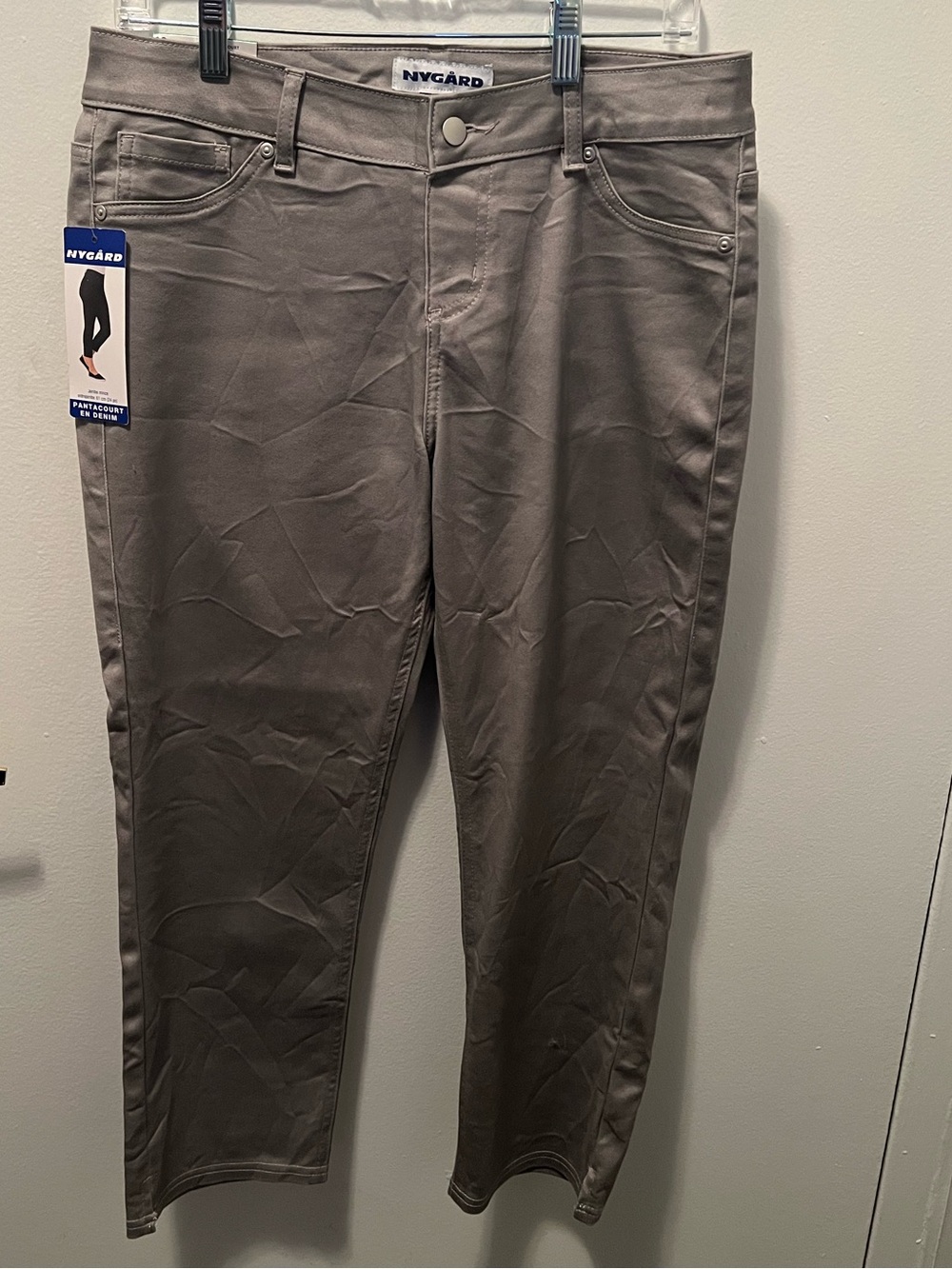 ✨ NWT Nygård Grey Denim Pull On Pantacourt Pants